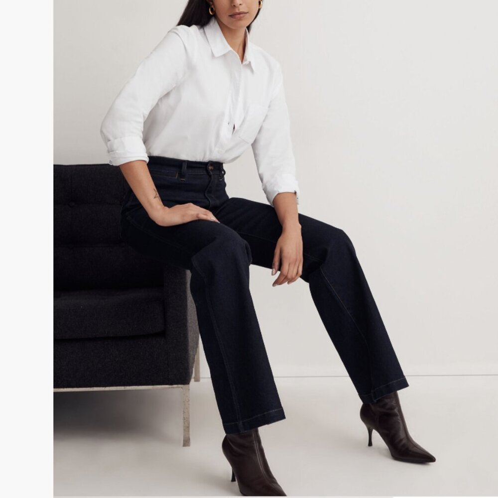 Madewell 11" High-Rise Flare Jeans in Insley Wash